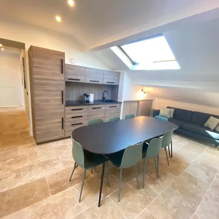 Brand New 4 Bedrooms 4 Bathrooms Heart Of Lägenhet Cannes
